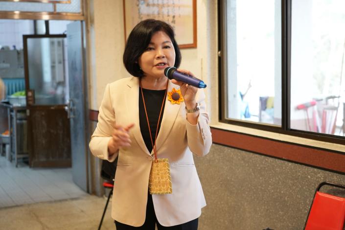 雲林官學醫院檢調平台會議聚焦SDGs目標 打造安全、健康、永續宜居城市 縣長張麗善致詞時表示,地方治理更需跨域整合行政、學術、醫療與司法量能,才能在公共安全、環境保護與風險預防上形成有效網絡。