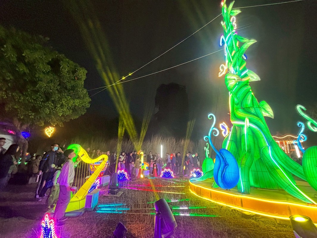 2026中台灣燈會圓滿閉幕!創紀錄吸655萬人潮 夢幻「童趣歡樂谷」為親子留下珍貴回憶 2026中台灣燈會圓滿閉幕!創紀錄吸655萬人潮 夢幻「童趣歡樂谷」為親子留下珍貴回憶