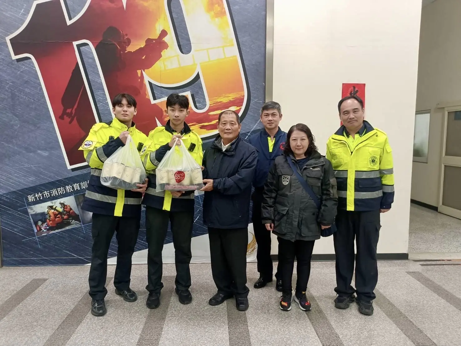 火場認證訓練前突發OHCA 竹市消防跨分隊接力電擊救回義消夥伴 火場認證訓練前突發OHCA 竹市消防跨分隊接力電擊救回義消夥伴