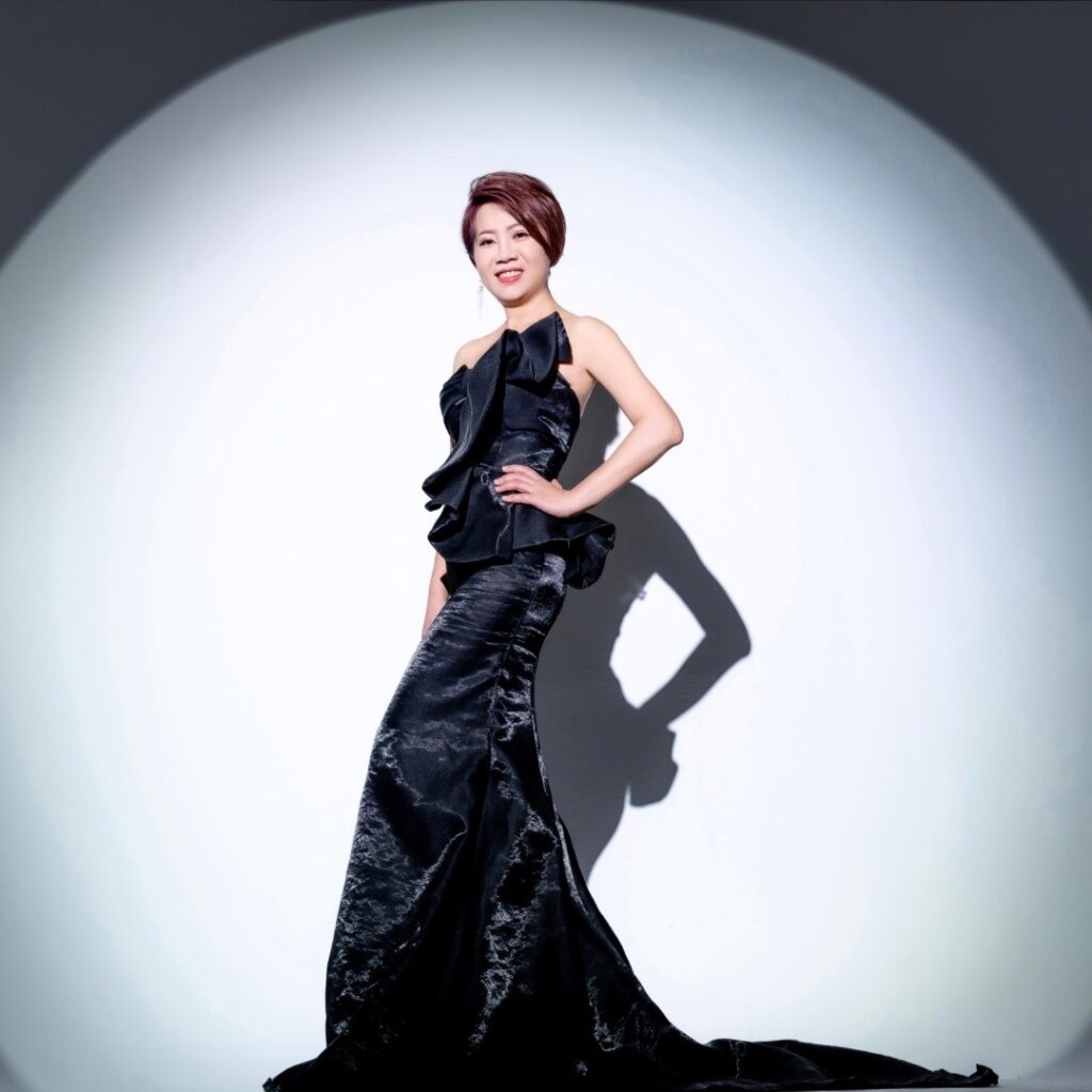 單親逆境到事業舞台 麗富康協理旆如「翻轉人生」用專業幫助更多女性 單親逆境到事業舞台 麗富康協理旆如「翻轉人生」用專業幫助更多女性