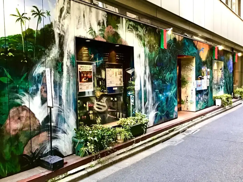 東京神保町走進世界最酷街區 品味古書與香料交織的城市風景 東京神保町走進世界最酷街區 品味古書與香料交織的城市風景