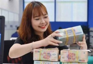 越南股市外資續撤 銀行信貸擴張撐資金面 越南股市外資續撤 銀行信貸擴張撐資金面