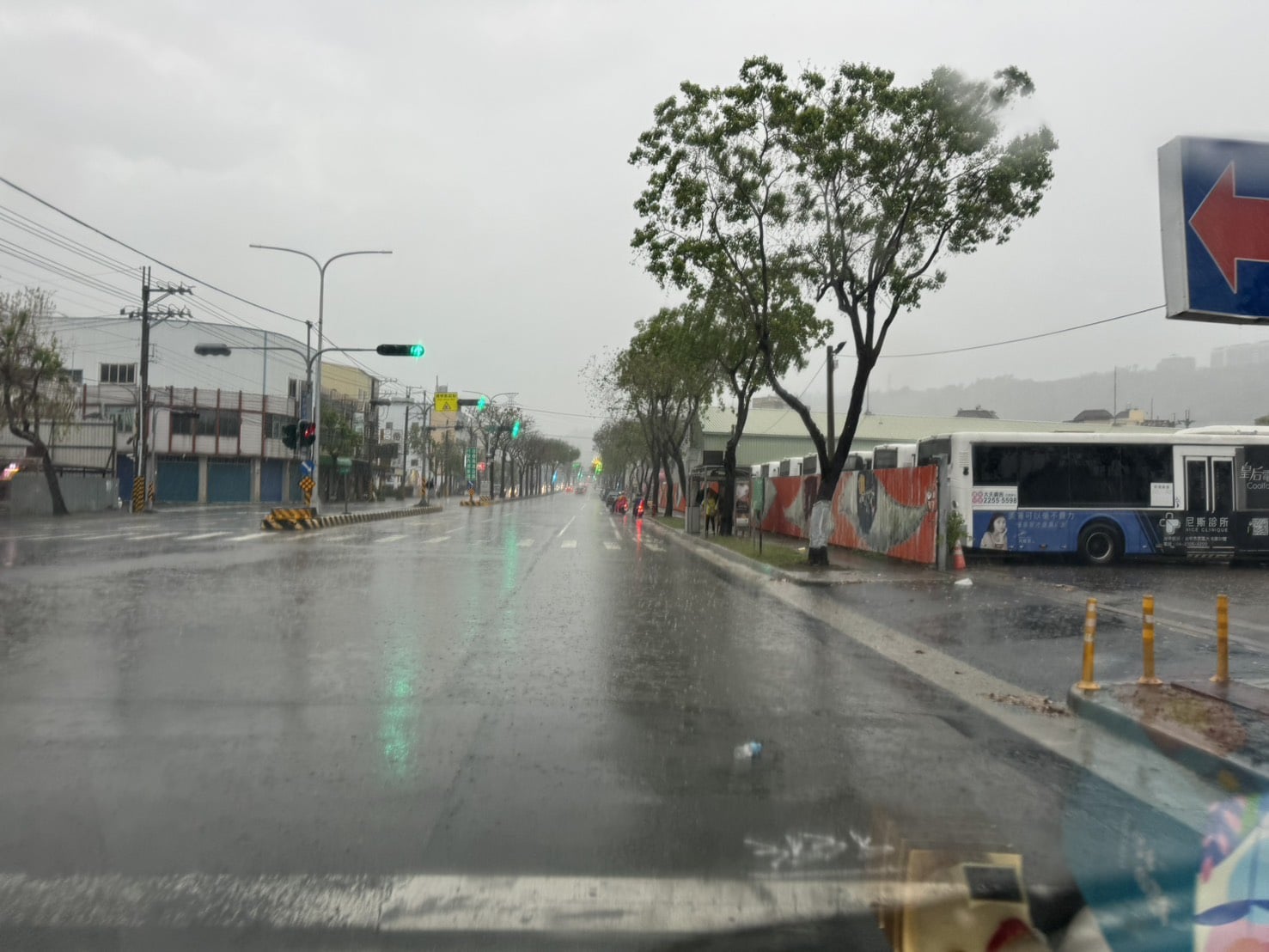 中市豐勢路二段排水設施提前完工 清明強降雨發揮排洪效益 中市豐勢路二段排水設施提前完工 清明強降雨發揮排洪效益