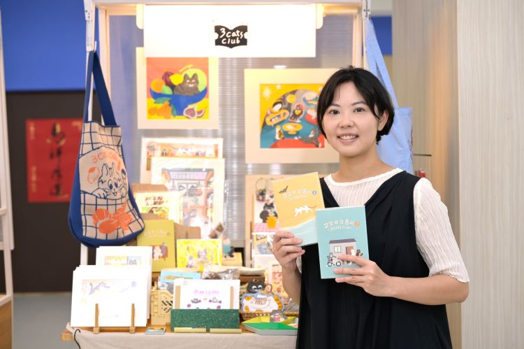 助青年文創進軍國際 新北三大市場參展計畫啟動 21 《圖說》新北市青年局將率領「三貓俱樂部」將前往馬來西亞吉隆坡插畫展(圖中為品牌負責人咪仔)。〈青年局提供〉