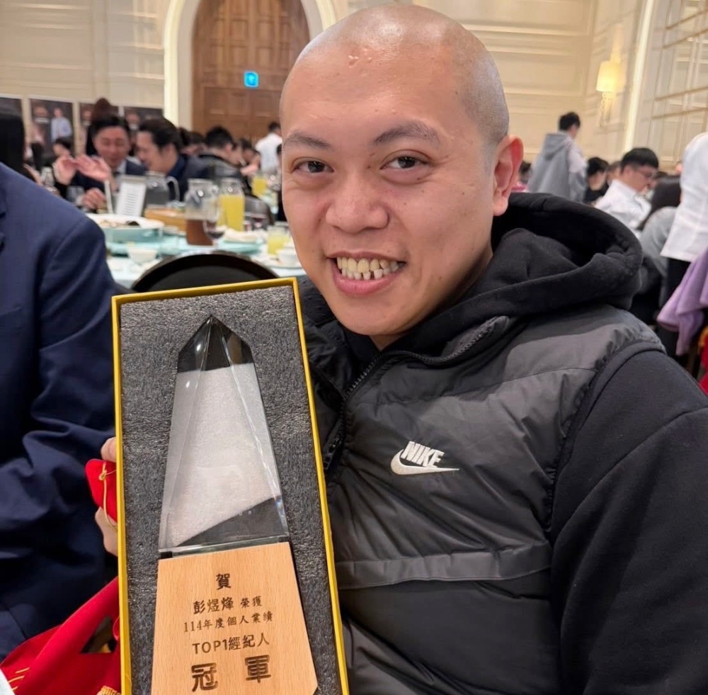 從摸索到全國第一!桃園中壢不動產買賣房仲推薦的關鍵:把客人當朋友的成交邏輯 24 02桃園中壢不動產買賣房仲推薦的關鍵