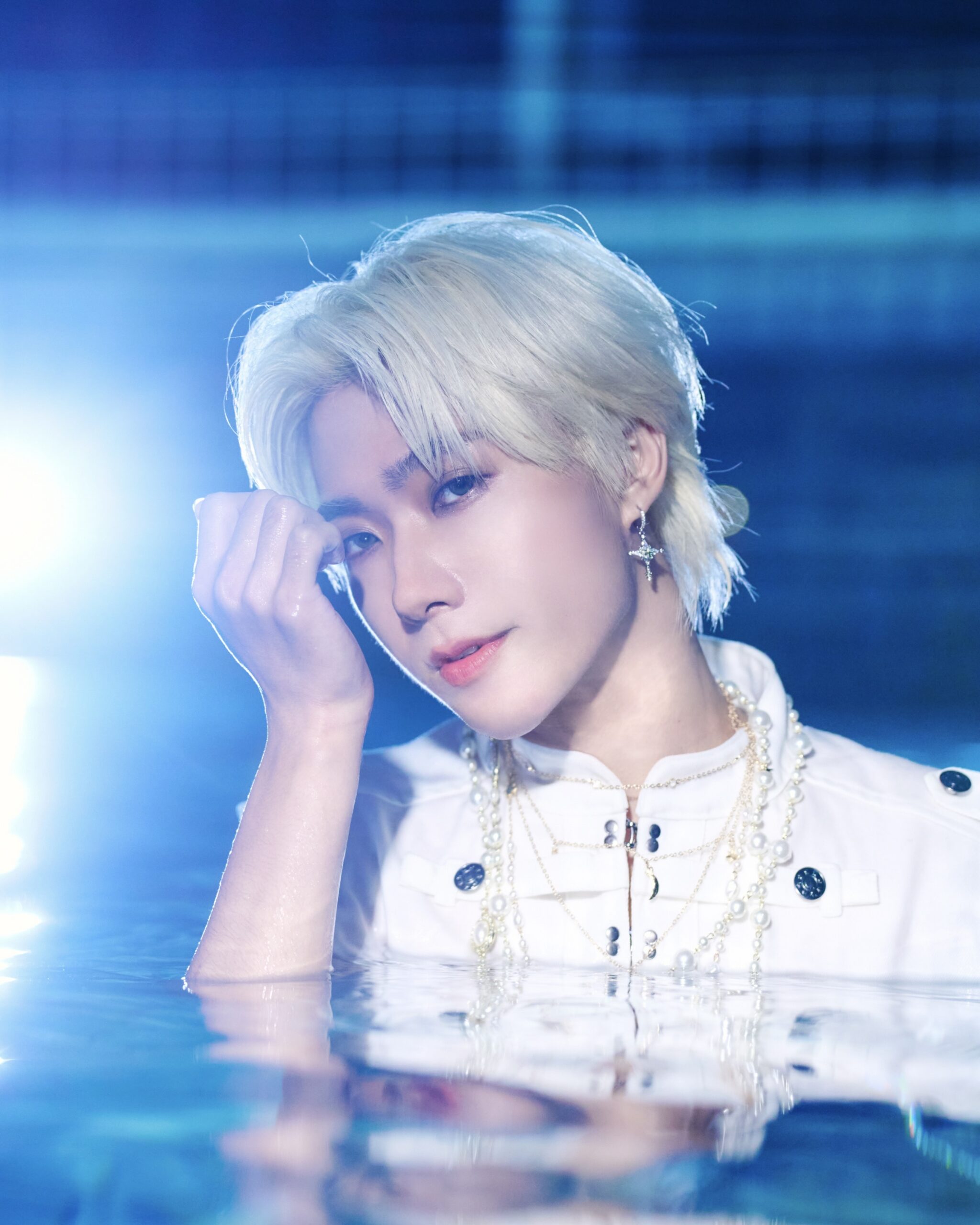 ARKis白衣濕身照炸網!肌肉若隱若現 新歌性感指數破表 ARKis白衣濕身照炸網!肌肉若隱若現 新歌性感指數破表