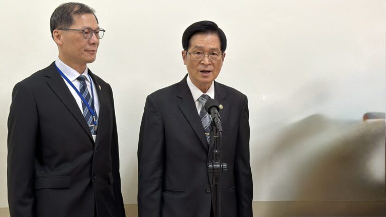 面對社會型態多樣化及榮民退役官兵結構多元化 退輔會主委嚴德發：全面提升榮民照顧與服務效能！