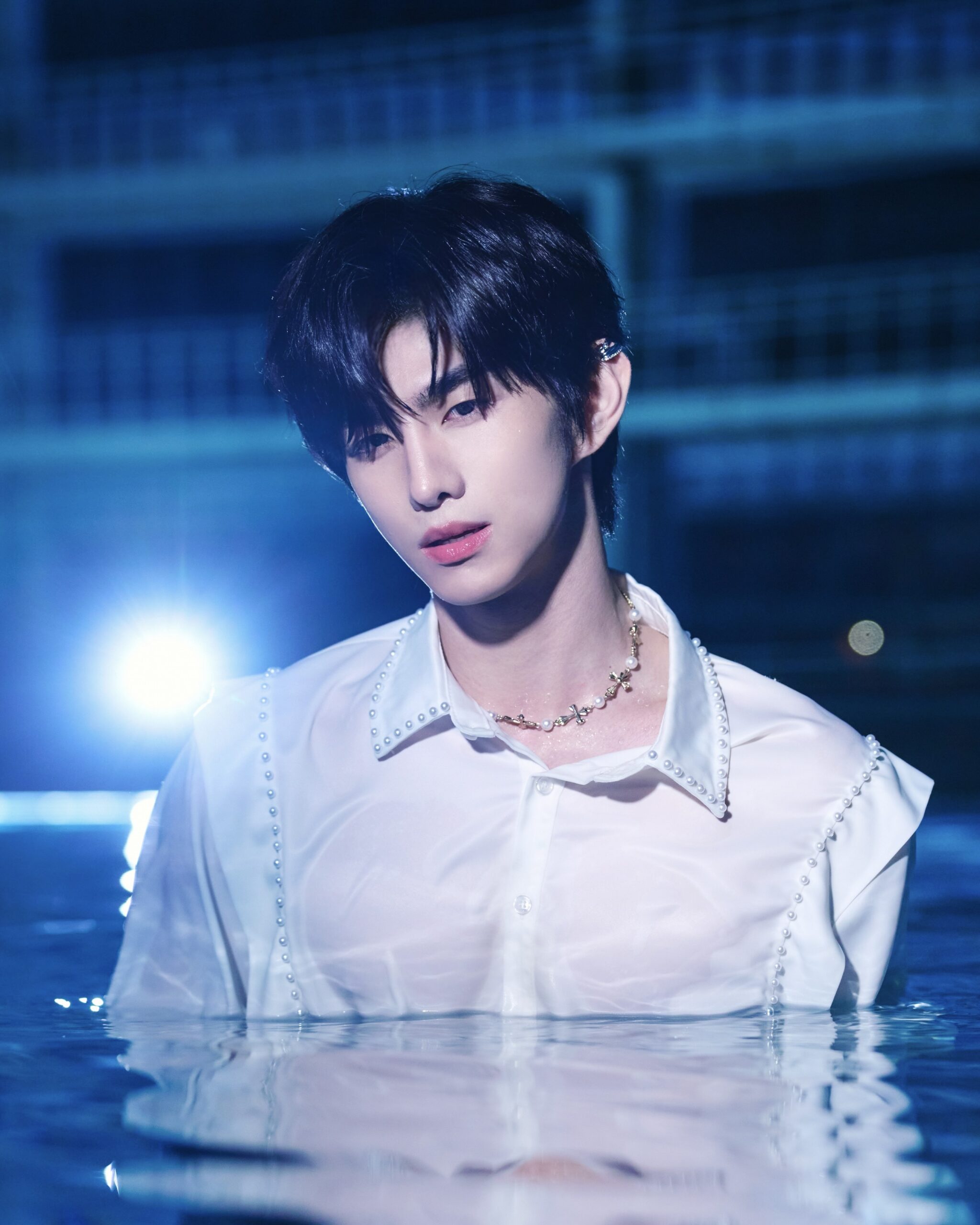 ARKis白衣濕身照炸網!肌肉若隱若現 新歌性感指數破表 ARKis白衣濕身照炸網!肌肉若隱若現 新歌性感指數破表