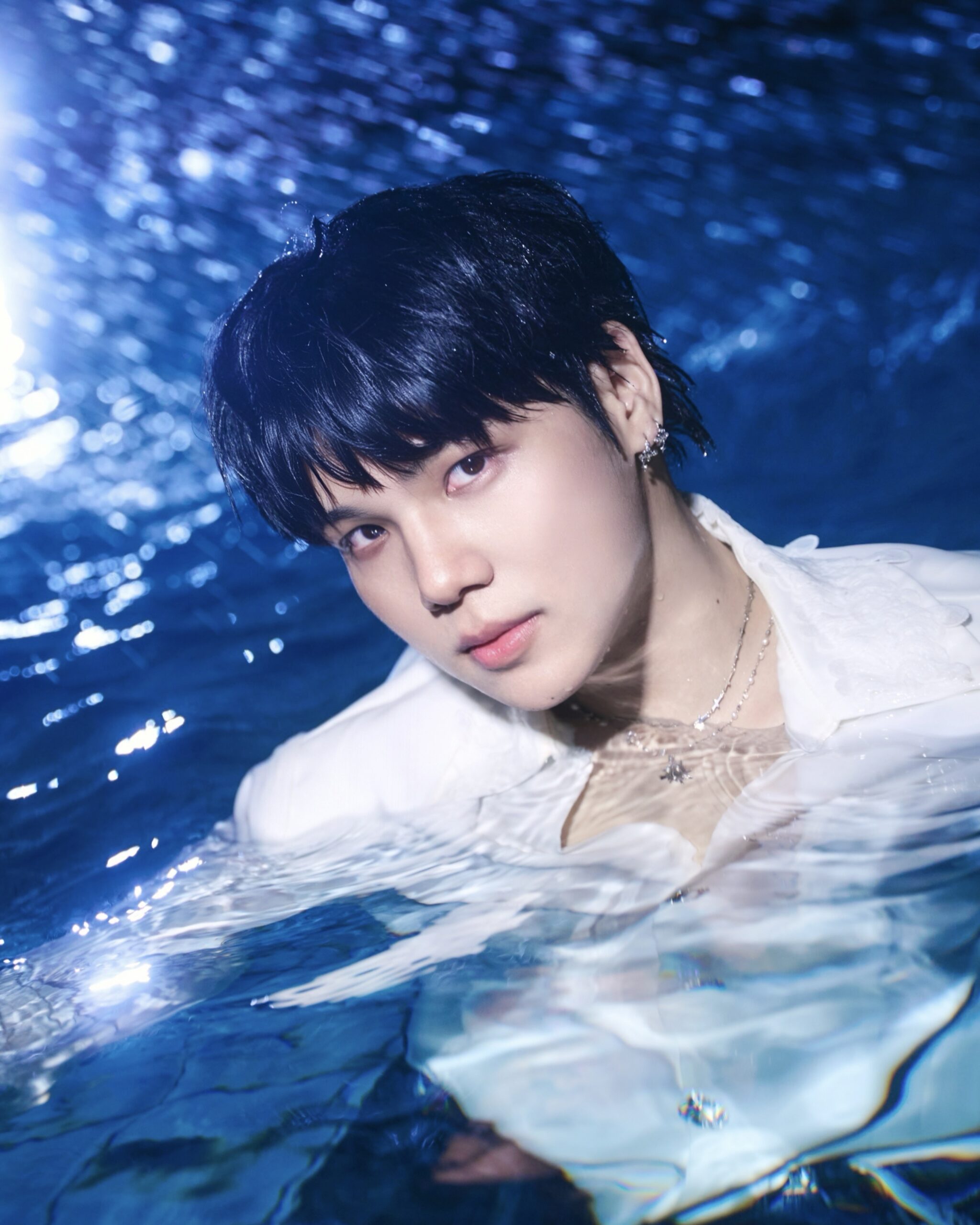 ARKis白衣濕身照炸網!肌肉若隱若現 新歌性感指數破表 ARKis白衣濕身照炸網!肌肉若隱若現 新歌性感指數破表