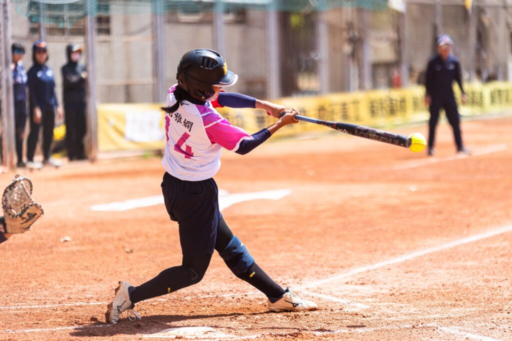 「壘」積女力! 中市東山女壘勇闖HSL奪佳績 「壘」積女力! 中市東山女壘勇闖HSL奪佳績