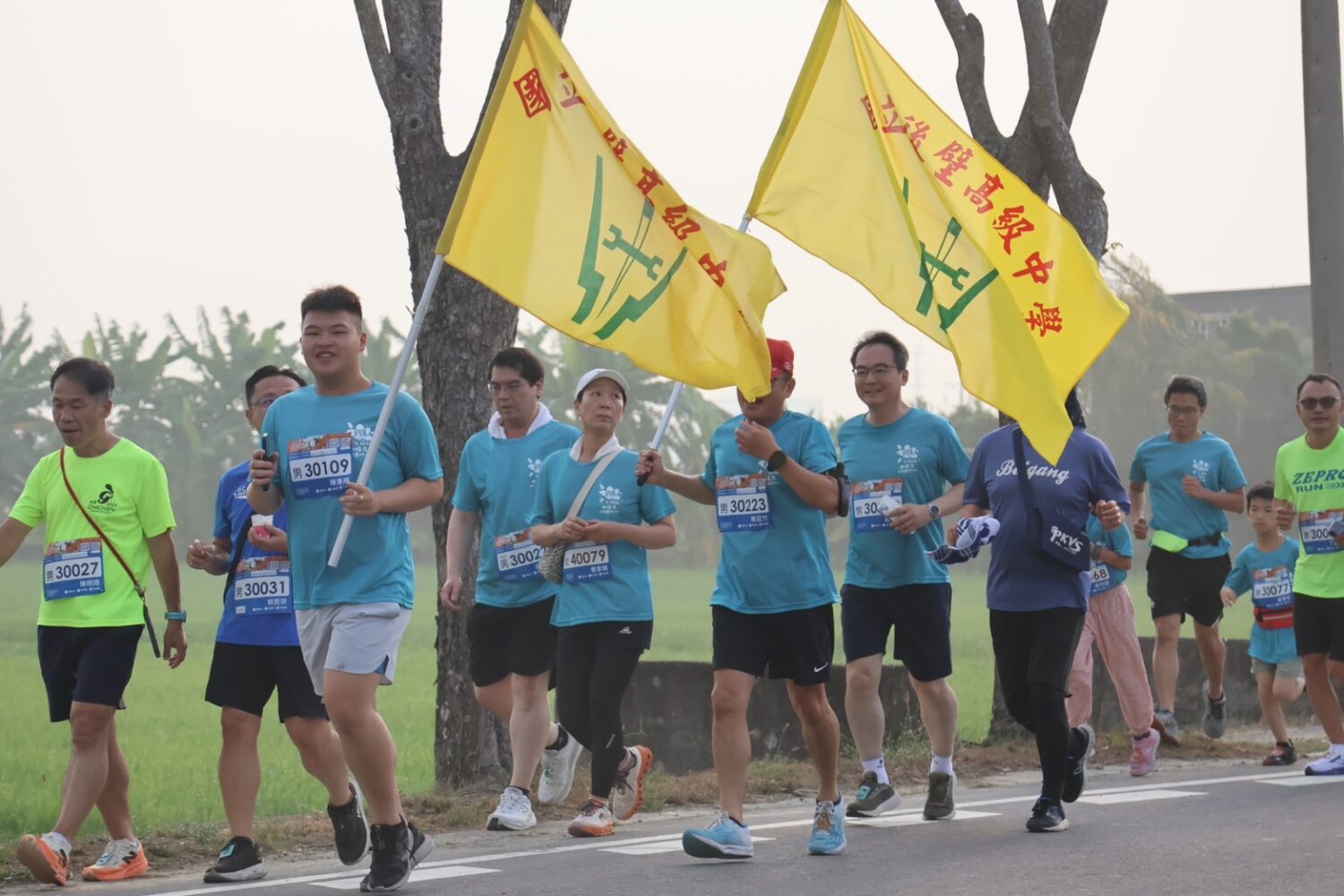 後壁高中師生齊聚「白河木棉花馬拉松」 用腳步傳遞反毒力量 後壁高中師生齊聚「白河木棉花馬拉松」 用腳步傳遞反毒力量