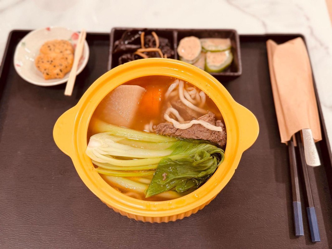 板橋林家花園早午餐新選擇!從雞湯鍋到甜點一次滿足 板橋林家花園早午餐新選擇!從雞湯鍋到甜點一次滿足