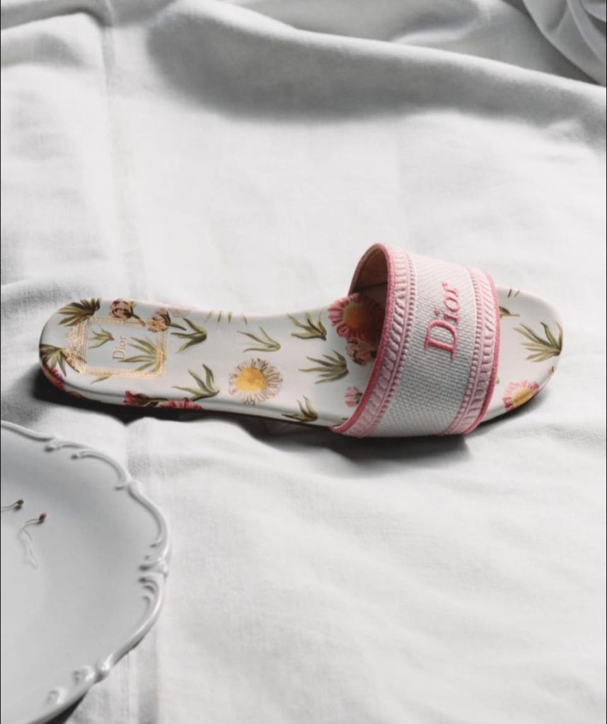 《Dior的後花園》 當配件開始說故事 《Dior的後花園》 當配件開始說故事