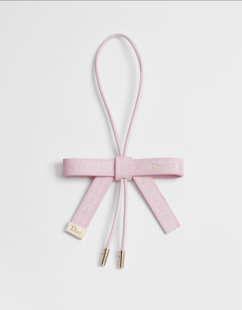 《Dior的後花園》 當配件開始說故事 《Dior的後花園》 當配件開始說故事