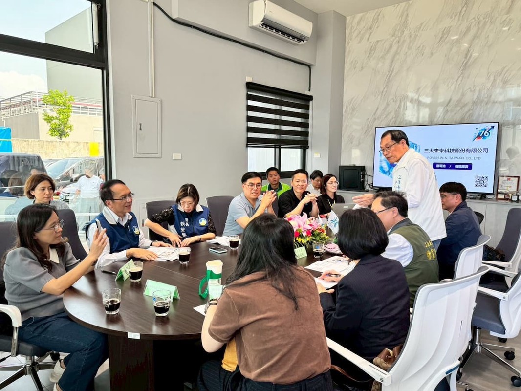 立委、環境部考察 三大未來轉盈卡位電池循環商機 立委、環境部考察 三大未來轉盈卡位電池循環商機