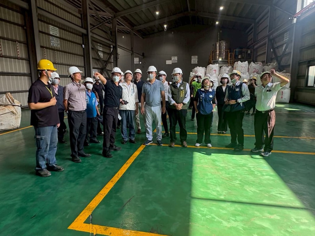 立委、環境部考察 三大未來轉盈卡位電池循環商機 立委、環境部考察 三大未來轉盈卡位電池循環商機