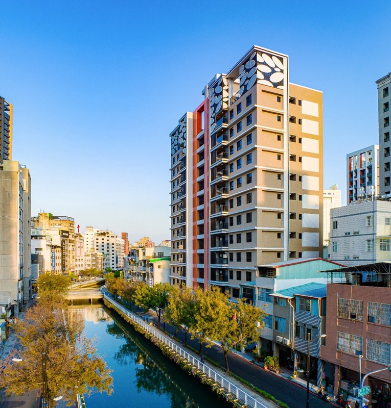 幸福川首排、高雄車站核心 「皇逸居」搶進站區翻轉利多 幸福川首排、高雄車站核心 「皇逸居」搶進站區翻轉利多