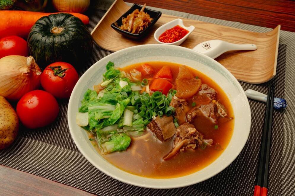 屏東市大湖路美食!水餃王亞軍職人手藝 搭配家鄉味溫體牛肉麵 屏東市大湖路美食!水餃王亞軍職人手藝 搭配家鄉味溫體牛肉麵