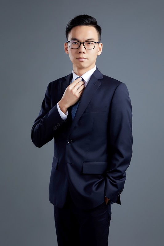 資深離婚律師邱竑錡:離婚、監護權與剩餘財產分配的法律策略解析 資深離婚律師邱竑錡:離婚、監護權與剩餘財產分配的法律策略解析