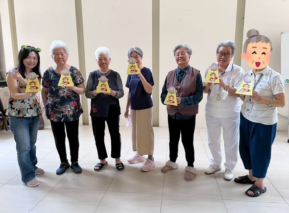 蘭陽仁愛之家禪繞畫課 安養中心長者從頭到尾都充滿笑聲 蘭陽仁愛之家禪繞畫課 安養中心長者從頭到尾都充滿笑聲