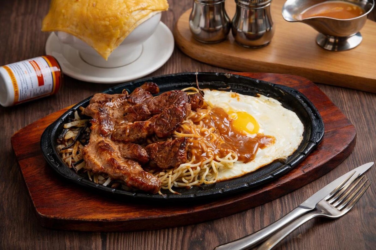 宜蘭五結牛排館:淋上鐵板的靈魂醬料 喚起從小到大的美味記憶 宜蘭五結牛排館:淋上鐵板的靈魂醬料 喚起從小到大的美味記憶