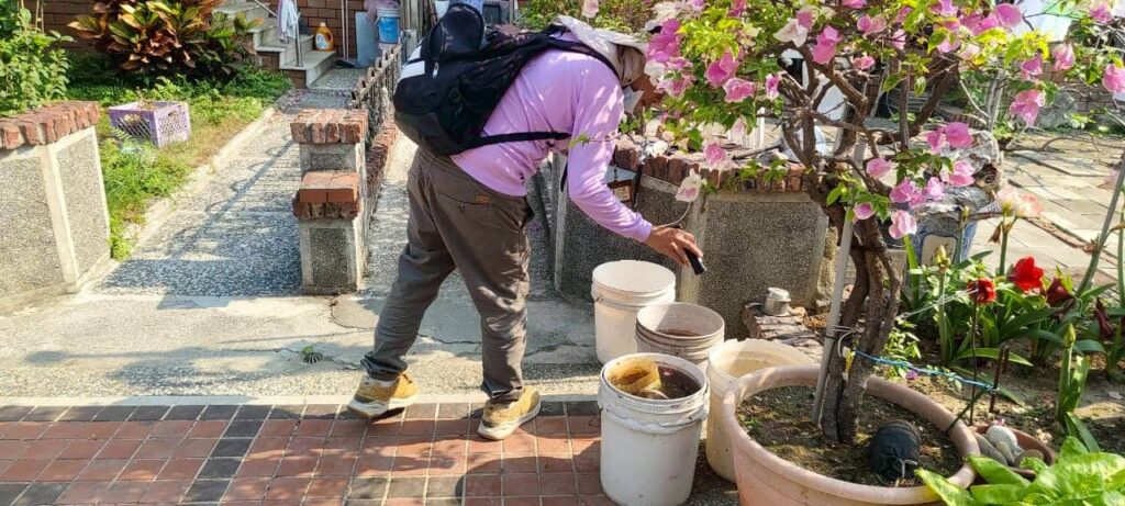 清明連假將至,掃墓祭祖與踏青出遊活動增加,黃偉哲提醒做好防蚊措施,防範登革熱 清明連假將至,掃墓祭祖與踏青出遊活動增加,黃偉哲提醒做好防蚊措施,防範登革熱