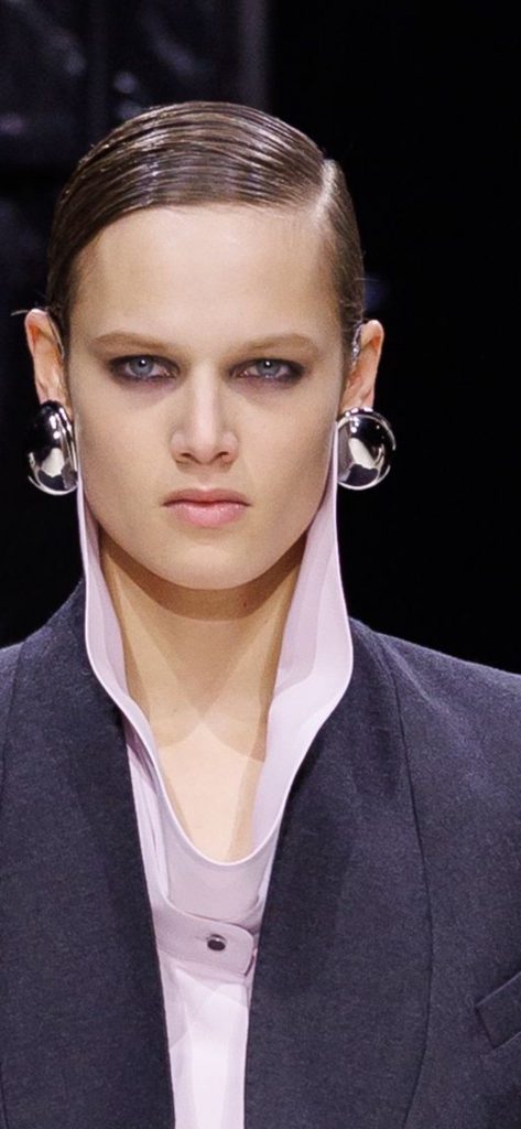 《當觸感回來了》 珠寶和時裝的頻率共振 《當觸感回來了》 珠寶和時裝的頻率共振