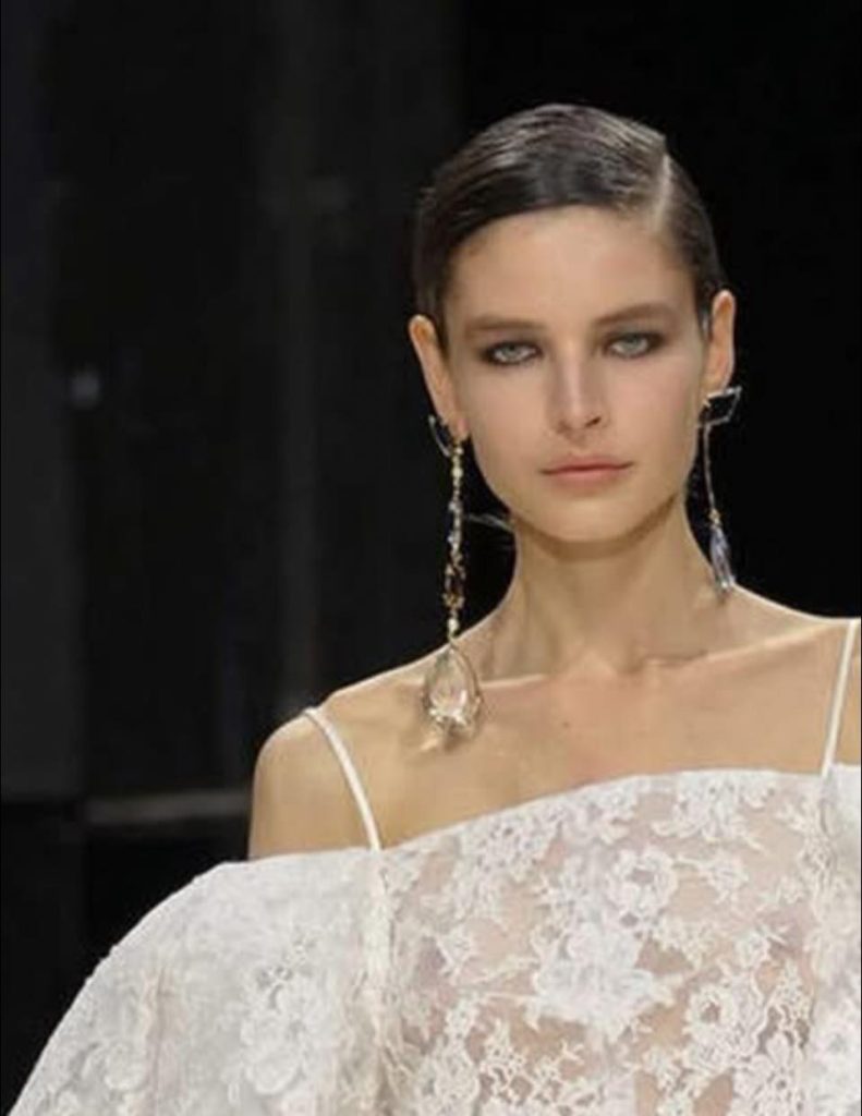 《當觸感回來了》 珠寶和時裝的頻率共振 《當觸感回來了》 珠寶和時裝的頻率共振