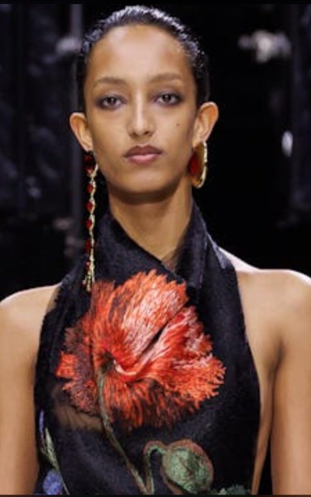 《當觸感回來了》 珠寶和時裝的頻率共振 《當觸感回來了》 珠寶和時裝的頻率共振