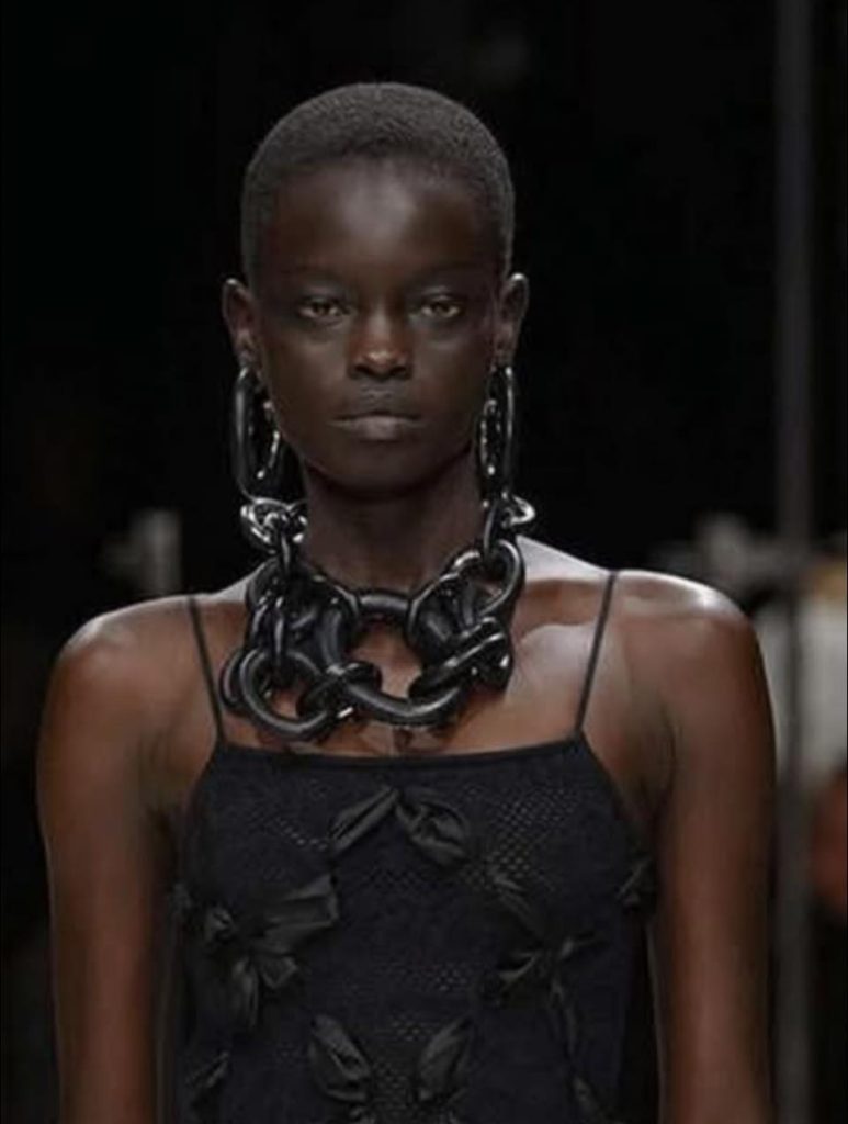 《當觸感回來了》 珠寶和時裝的頻率共振 《當觸感回來了》 珠寶和時裝的頻率共振