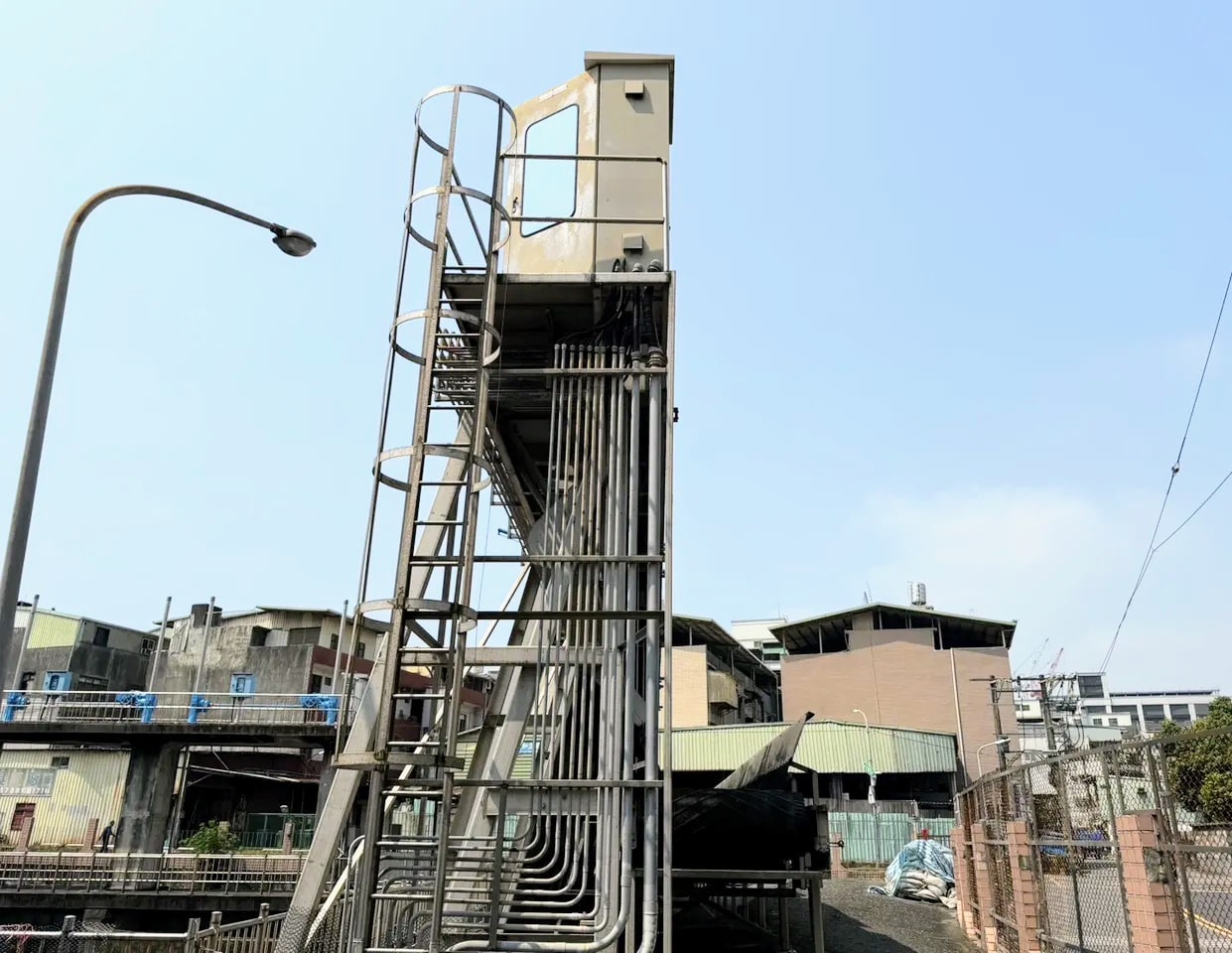 「出門上班竟成永別」妻見夫爆頭慘死癱軟痛哭 中和抽水站例檢釀悲劇 「出門上班竟成永別」妻見夫爆頭慘死癱軟痛哭 中和抽水站例檢釀悲劇