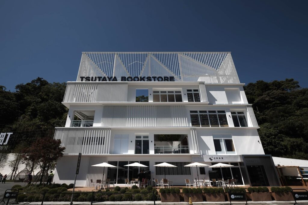 媽祖來了!南投日月町複合式商場 掀起宗教文化熱潮 媽祖來了!南投日月町複合式商場 掀起宗教文化熱潮