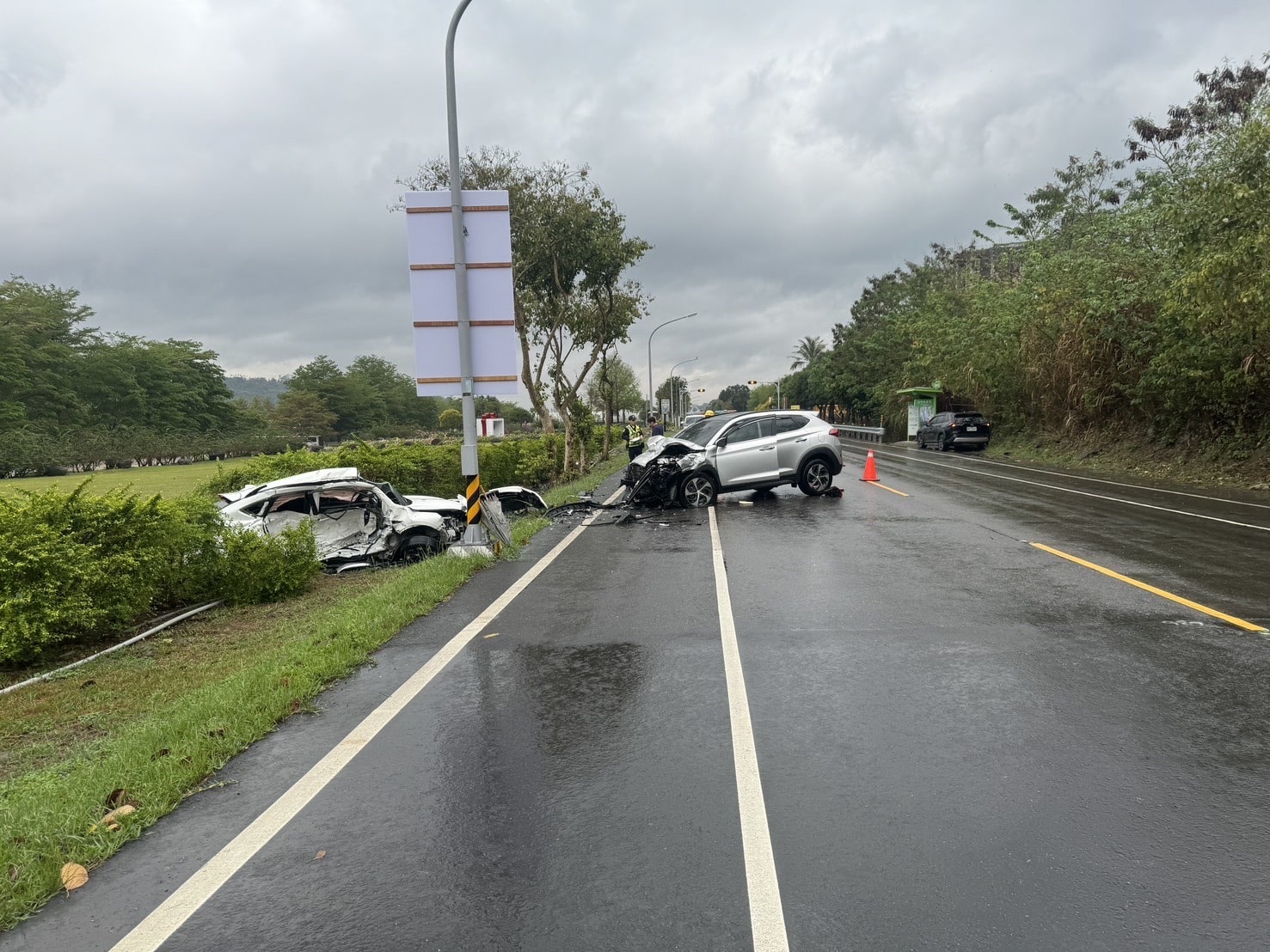 中埔警呼籲天雨路滑 駕駛朋友請減速慢行 注意行車交通安全 中埔警呼籲天雨路滑 駕駛朋友請減速慢行 注意行車交通安全