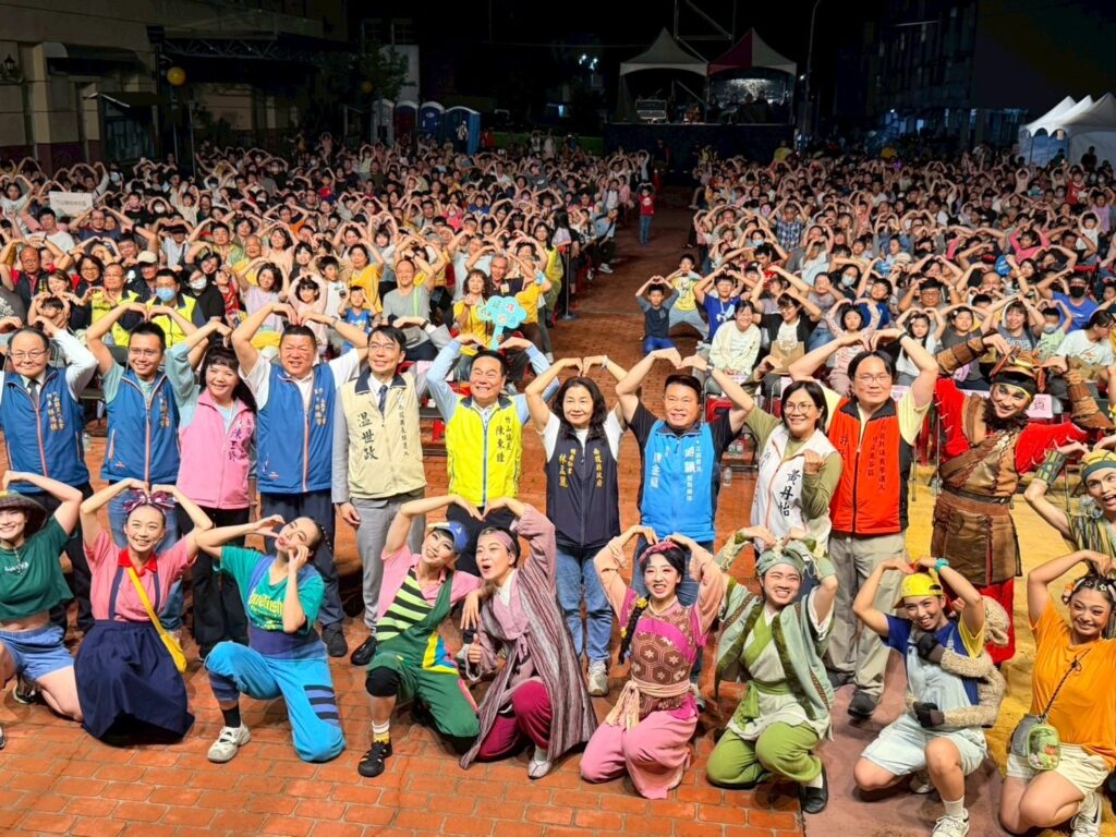 紙風車劇團竹山演出 《三國奇遇》嗨翻全場 紙風車劇團竹山演出 《三國奇遇》嗨翻全場