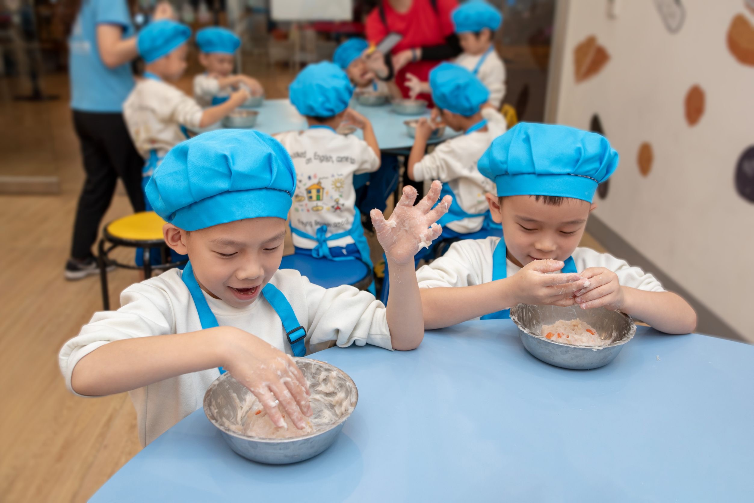 從牧場到深海 高雄市政府經發局發揚食農教育 邀請民眾走進觀光工廠體驗食農樂園 從牧場到深海 高雄市政府經發局發揚食農教育 邀請民眾走進觀光工廠體驗食農樂園