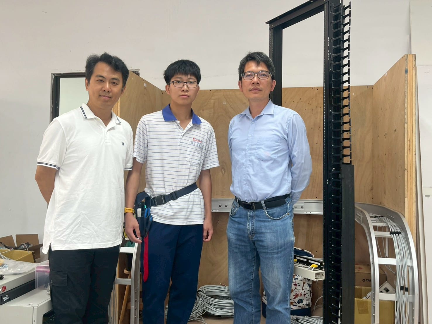 基隆商工全國技能競賽北區奪多獎 跨校培育正濱國中摘銀 基隆商工全國技能競賽北區奪多獎 跨校培育正濱國中摘銀