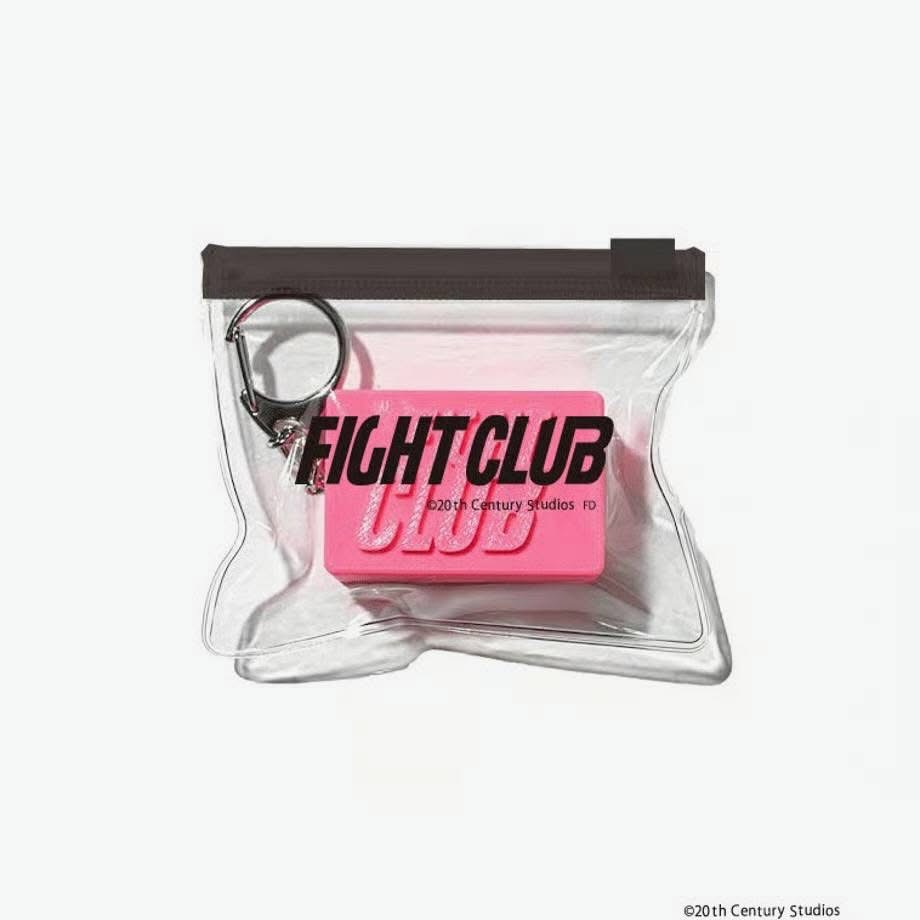 日本品牌 weber 重塑經典,推出大衛·芬查《搏擊會》聯名系列 日本品牌 weber 重塑經典,推出大衛·芬查《搏擊會》聯名系列