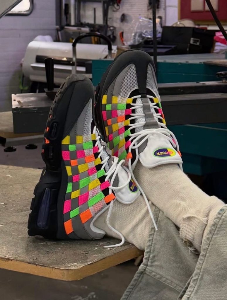 以為愚人節玩笑?賦予Post-it黃Air Max 95 Big Bubble今夏炫目登場 以為愚人節玩笑?賦予Post-it黃Air Max 95 Big Bubble今夏炫目登場