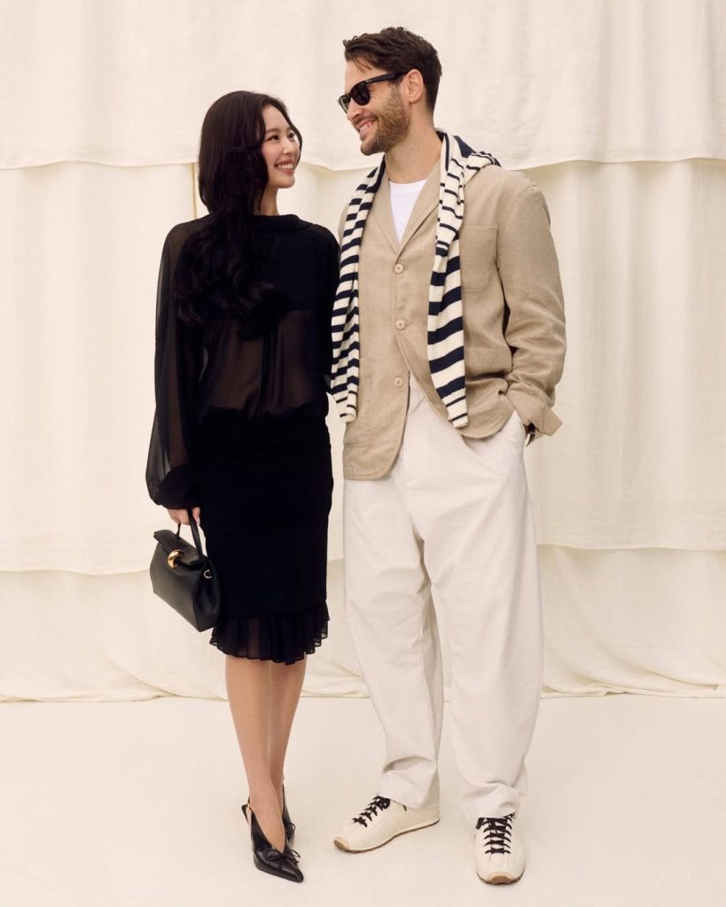 JENNIE現身首爾Museum SAN,力撐JACQUEMUS x Veuve Clicquot聯乘La Grande Dame 2018活動 JENNIE現身首爾Museum SAN,力撐JACQUEMUS x Veuve Clicquot聯乘La Grande Dame 2018活動