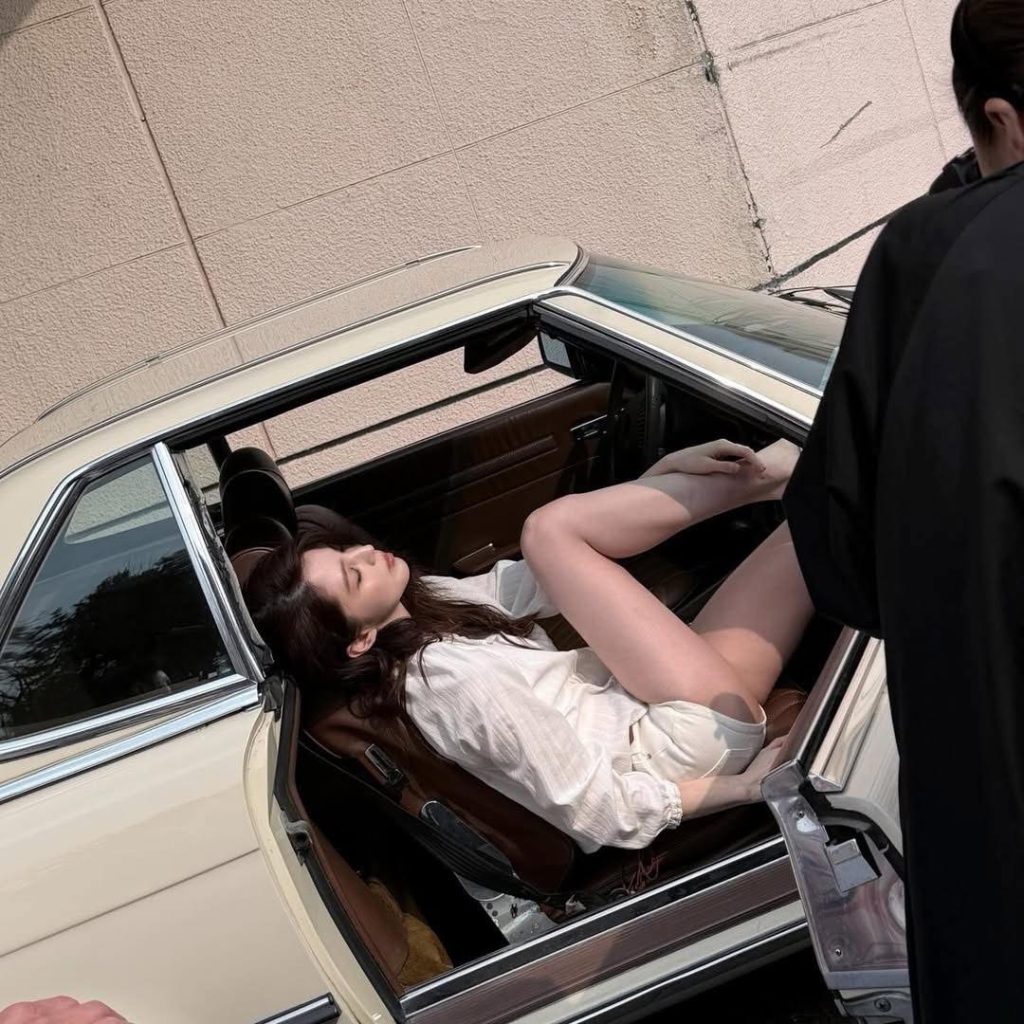 女神降臨!韓韶禧無預警狂曬花樣近照,絕美狀態網驚呼:「比花還嬌豔」 女神降臨!韓韶禧無預警狂曬花樣近照,絕美狀態網驚呼:「比花還嬌豔」