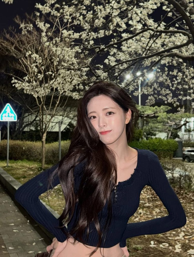 ITZY 申有娜 YUNA 釋出個人單曲〈Ice Cream〉:甜美與自律的完美平衡 ITZY 申有娜 YUNA 釋出個人單曲〈Ice Cream〉:甜美與自律的完美平衡