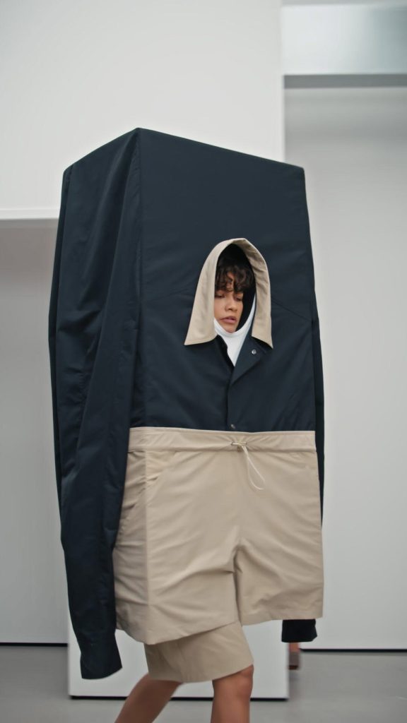 Zendaya與On再續前緣!Dream Lab合作預告釋出,全球粉絲屏息期待 Zendaya與On再續前緣!Dream Lab合作預告釋出,全球粉絲屏息期待