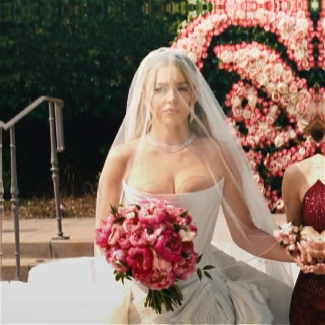 《高校十八禁》第三季回歸!Zendaya率原班人馬譜寫最終章 《高校十八禁》第三季回歸!Zendaya率原班人馬譜寫最終章