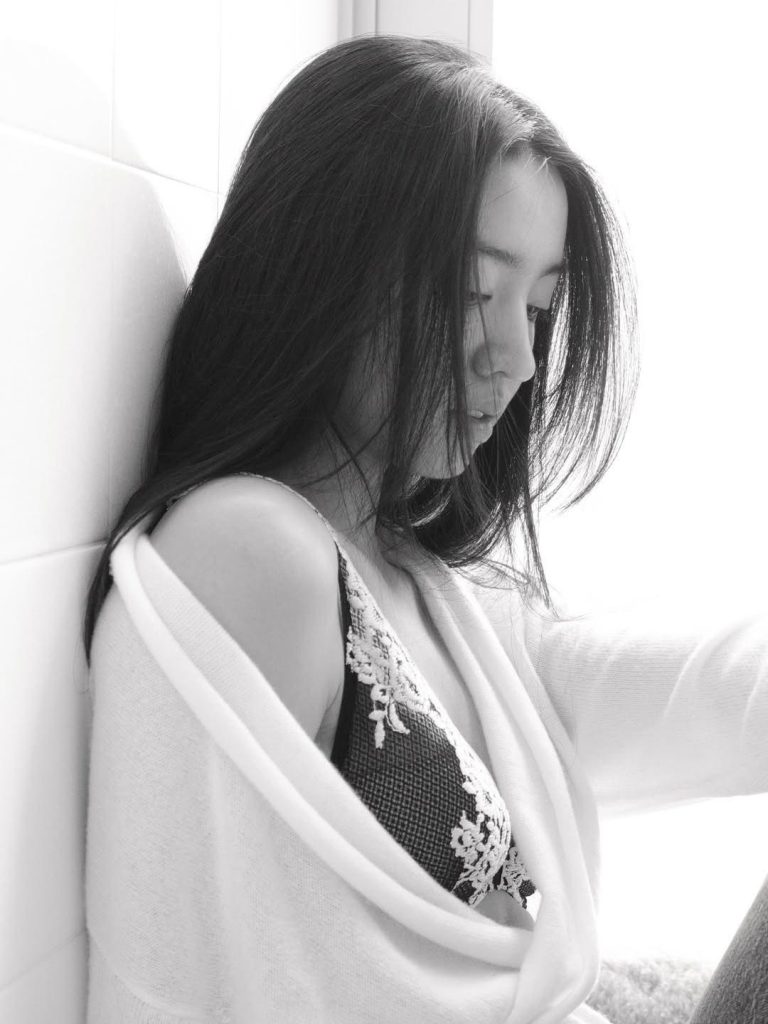 木村姐妹花合體!心美掌鏡捕捉光希迷人丰采,演繹花叢間的性感浪漫 木村姐妹花合體!心美掌鏡捕捉光希迷人丰采,演繹花叢間的性感浪漫