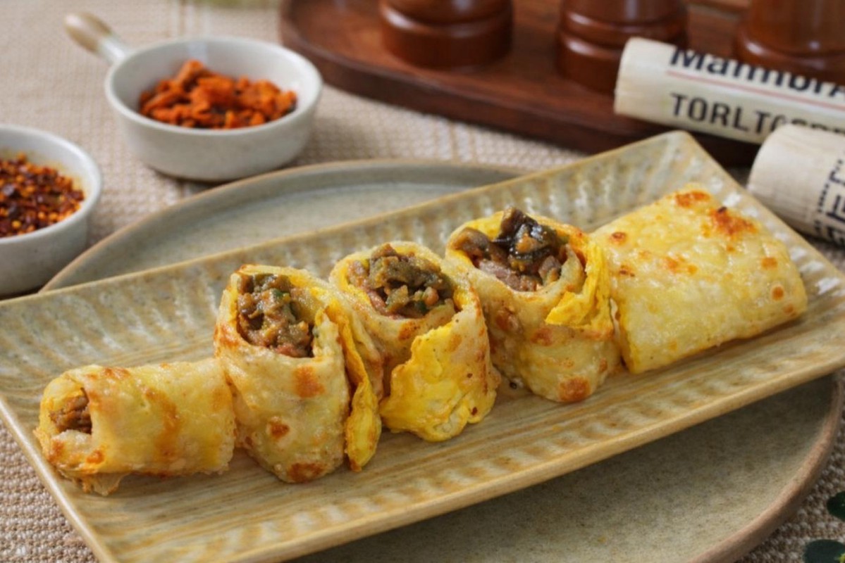 台中西屯早午餐新選擇:海派麵線結合脆皮蛋餅的中西合併設計 台中西屯早午餐新選擇:海派麵線結合脆皮蛋餅的中西合併設計