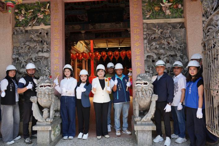 章寶宮修復工程動工 守護國寶級彩繪文化資產 縣定古蹟四湖下桂山章寶宮修復工程」13日舉行開工典禮。