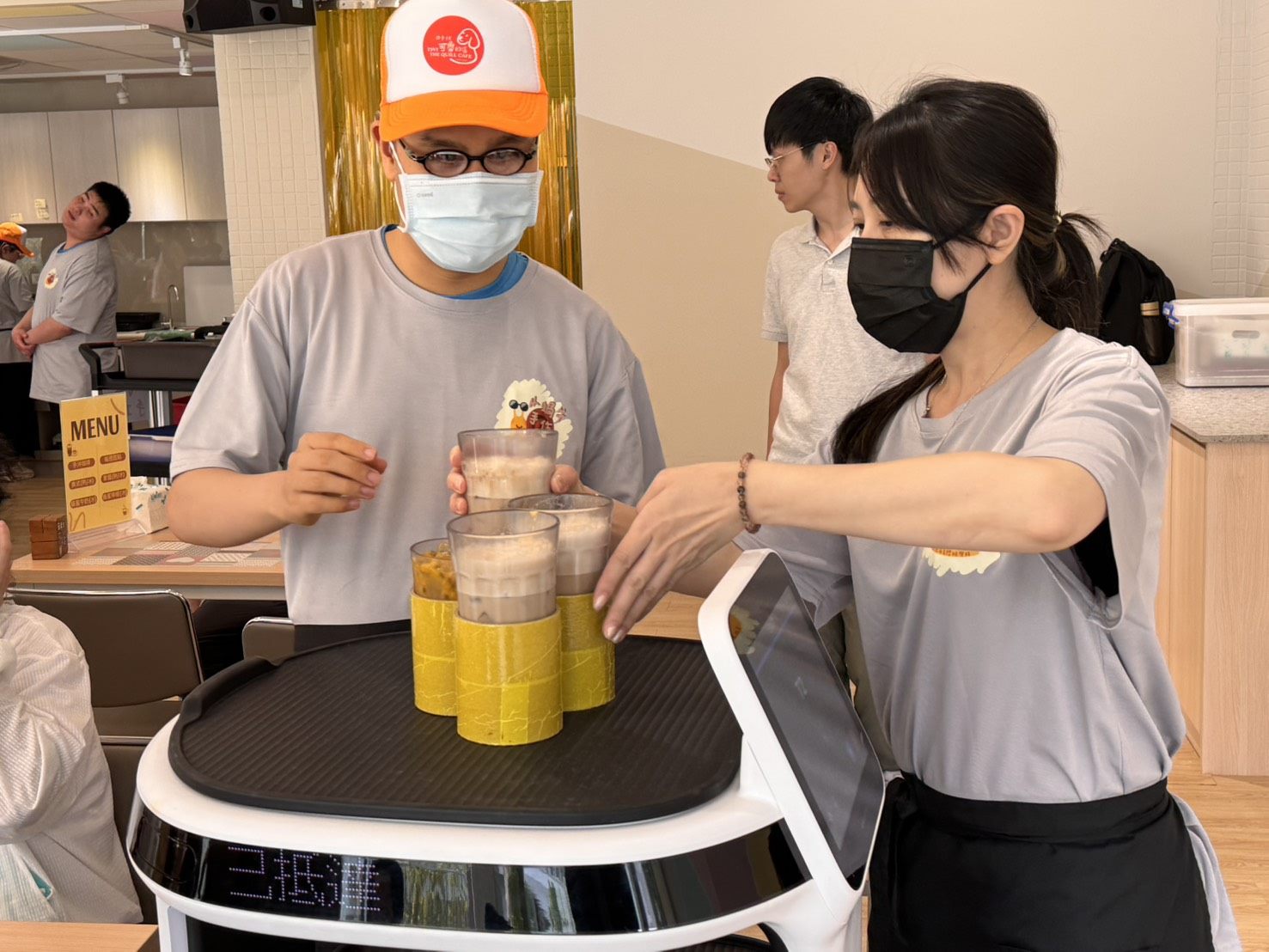 AI走進校園!送餐機器人 servi+ 進駐臺北啟明學校 開啟智慧無障礙學習新篇章 AI走進校園!送餐機器人 servi+ 進駐臺北啟明學校 開啟智慧無障礙學習新篇章