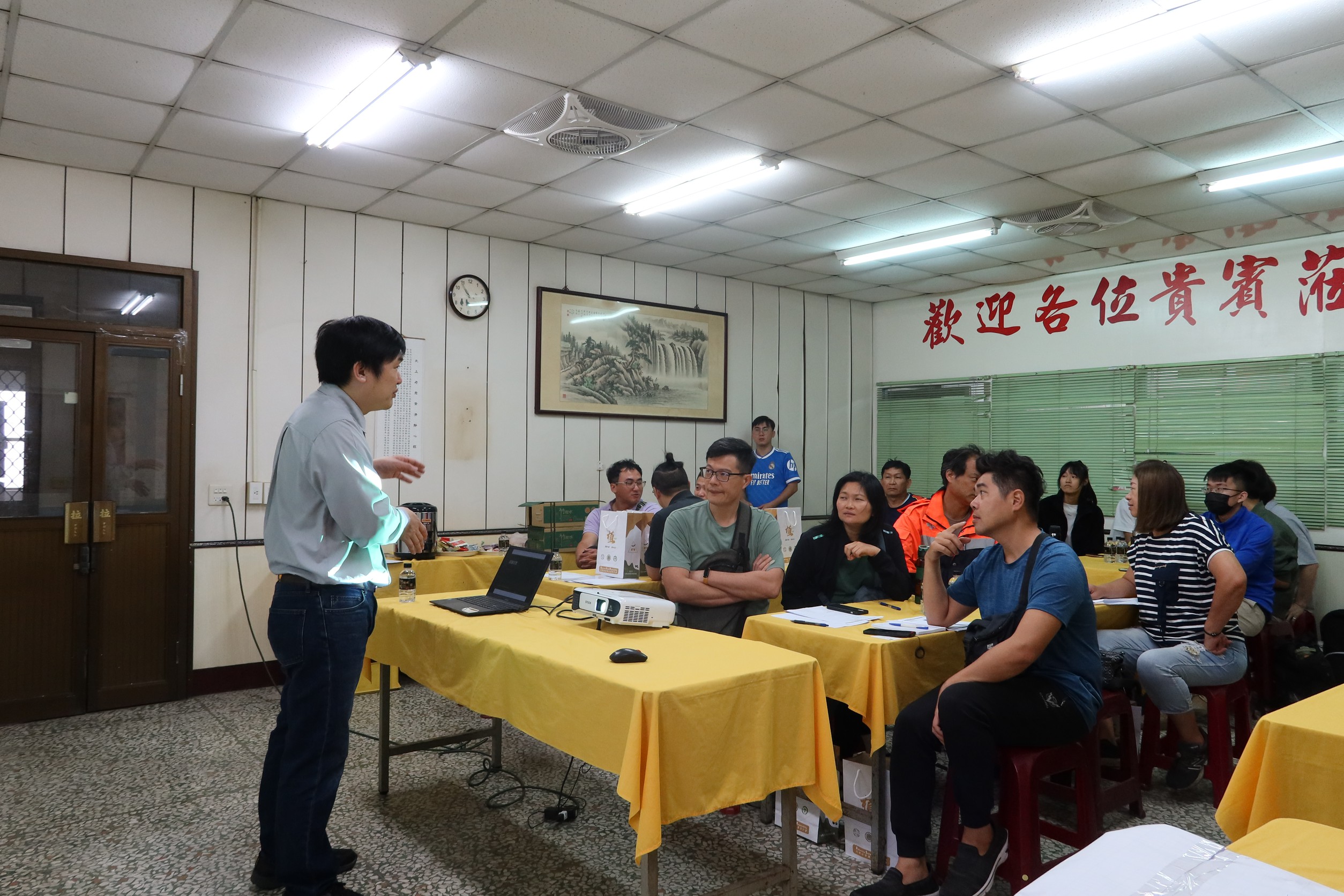 臺大植醫學程推農業淨零轉型攜手雲林農企推動農業碳盤查及產學媒合培育人才 19 line oa chat 260407 211954