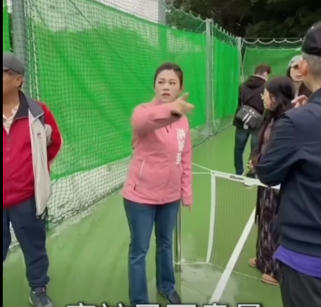 提升市民運動品質 洪婉臻成功爭取「華中匹克球場」設備全面升級 提升市民運動品質 洪婉臻成功爭取「華中匹克球場」設備全面升級