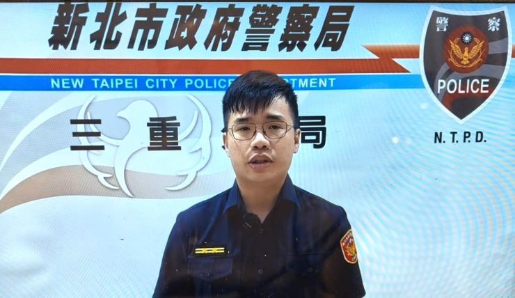 三重警強化防制毒駕 攔查可疑騎士查獲毒品 12 《圖說》三重所所長廖廷浩說明案由。〈三重分局提供〉